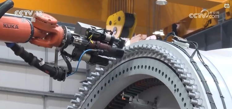 ͻձݣֱ齹չʵֿԽʽ